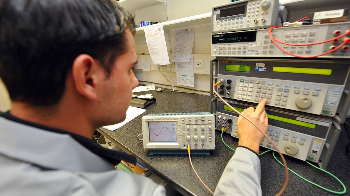 Techniker bei der Arbeit